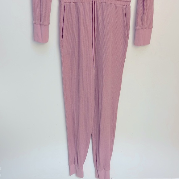 FASHION NOVA | Women’s Destination Relaxation Thermal Jumpsuit in Mauve Size S - Picture 2 of 8
